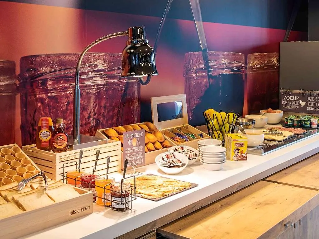 Отель Ibis Gonesse Le Bourget 3*,
