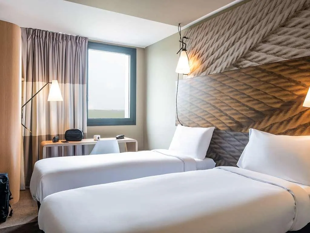 Отель Ibis Gonesse Le Bourget