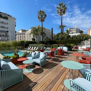 **** Hotel Le Canberra Frankreich